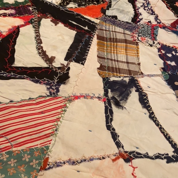 OLD ANTIQUE VINTAGE Crazy Quilt Pieced Farmhouse - Picture 8 of 16